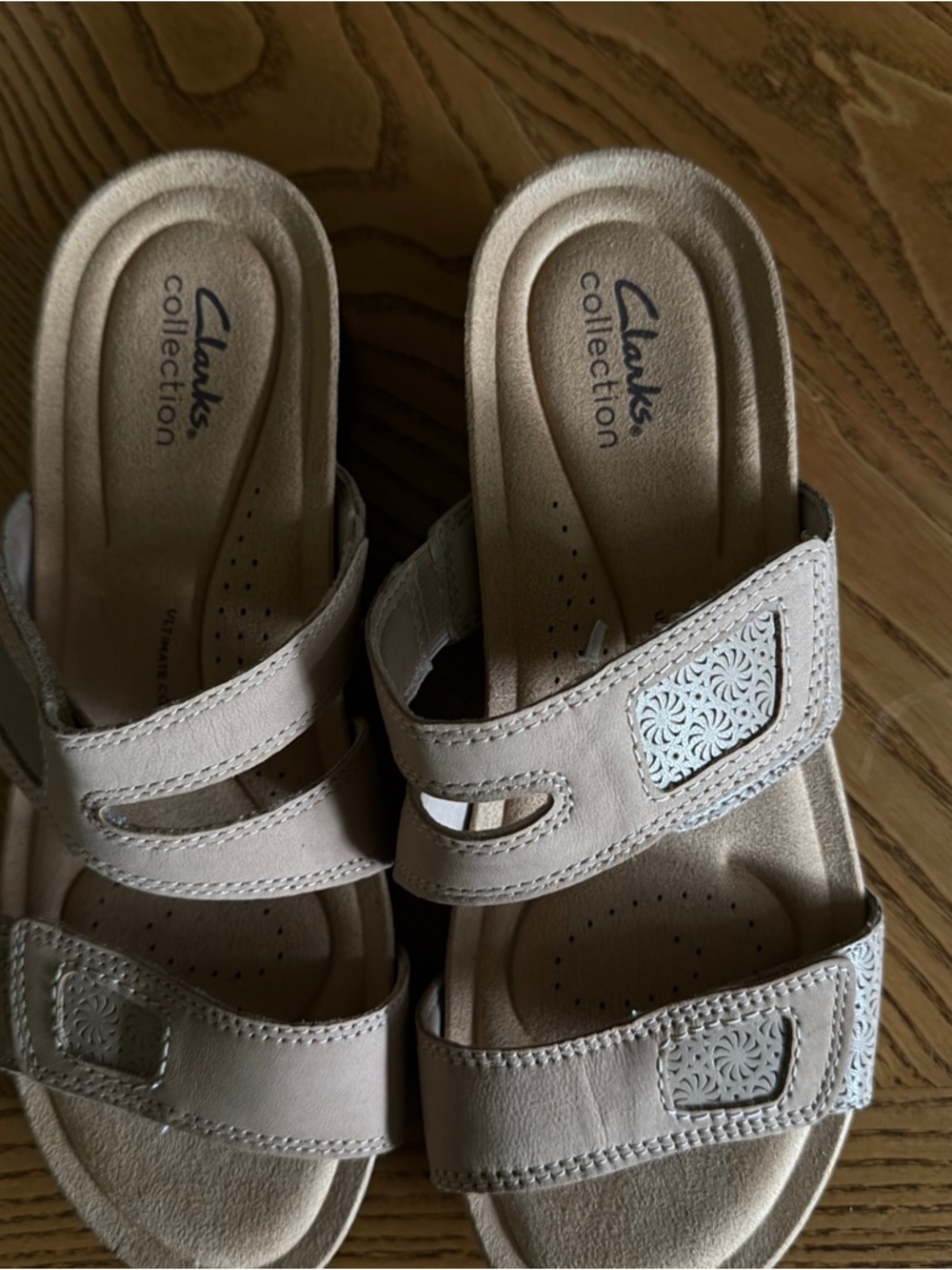 Clarks Collection Light Beige Leather Adjustable Slide Sandals